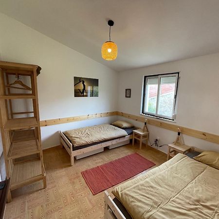 Raposeira  Little Hikers Hostel מראה חיצוני תמונה